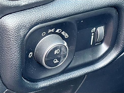 Used 2022 RAM 1500 Lone Star image 10