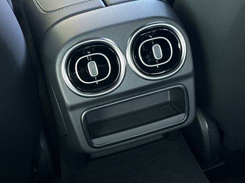 New 2025 Mercedes-Benz C 300 Sedan image 24