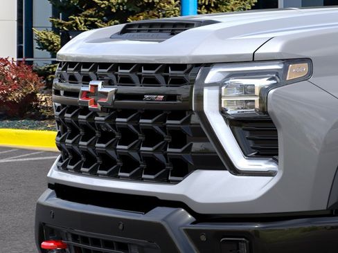 New 2026 Chevrolet Silverado 2500 ZR2 w/ LPO, Dark Essentials Package AWD/4WD image 37