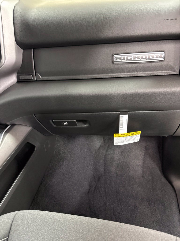 New 2027 RAM 1500 4x4 Crew Cab image 27