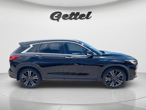 Used 2021 INFINITI QX50 Luxe w/ Appearance Package FWD image 4