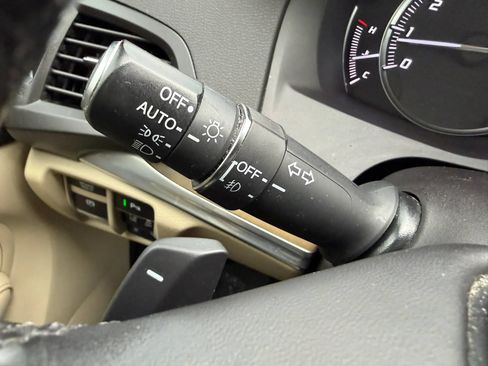 Used 2020 Acura MDX SH-AWD w/ Advance Package image 39