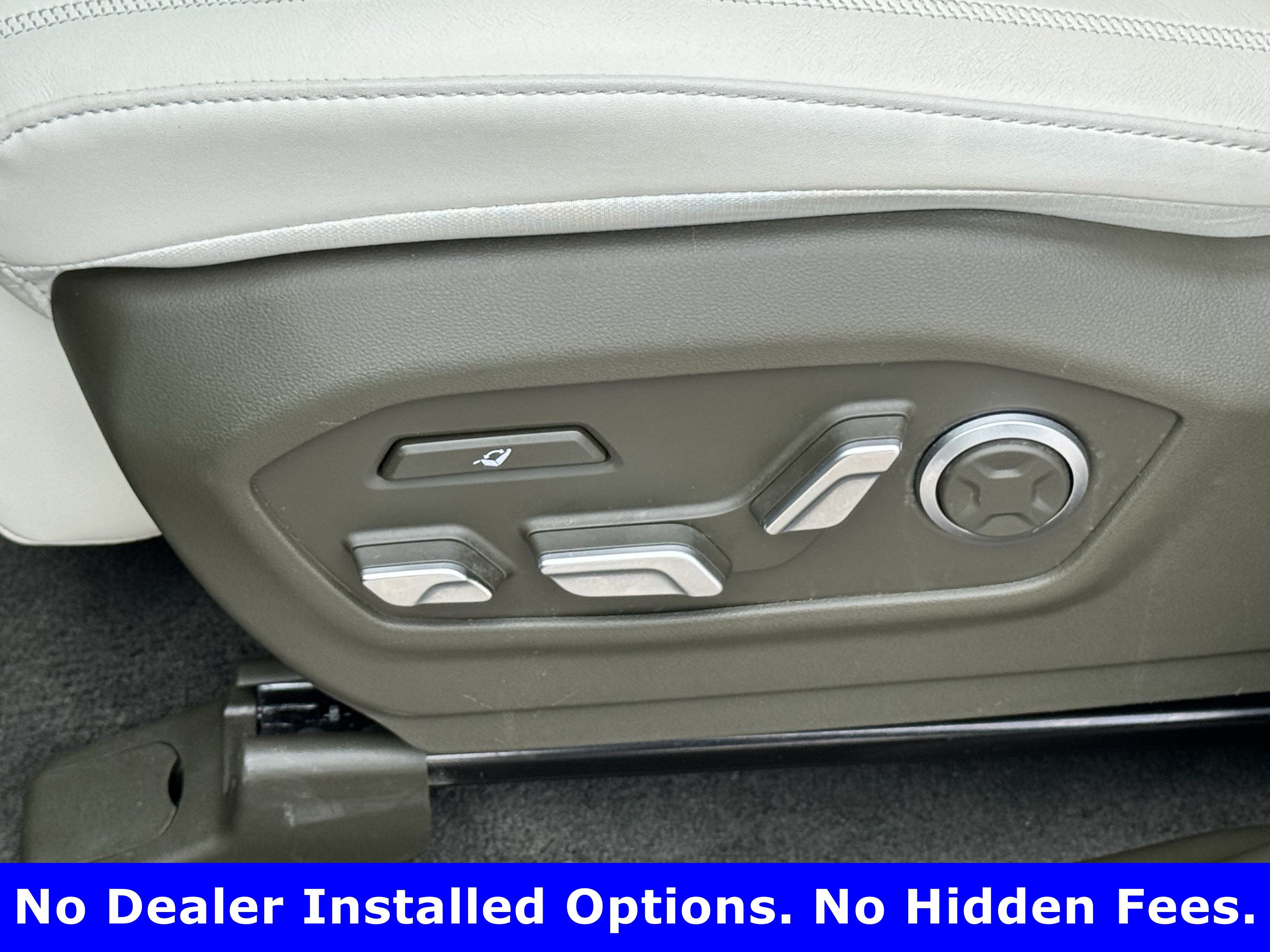 Used 2025 Hyundai Santa Fe Calligraphy FWD image 24