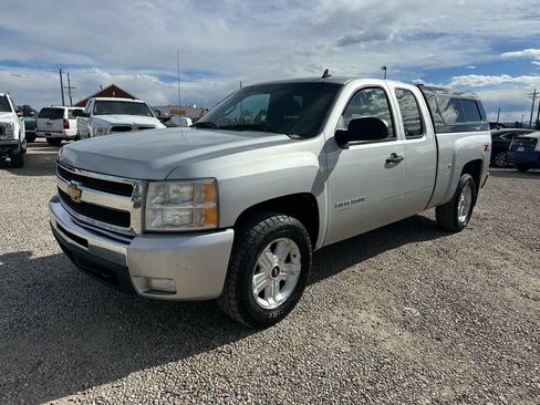 Used 2010 Chevrolet Silverado 1500 LT w/ Power Pack Plus AWD/4WD image 5