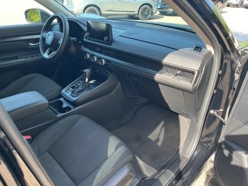Used 2023 Honda CR-V EX image 12