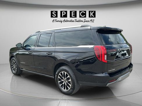 Used 2025 Ford Expedition Max Platinum AWD/4WD image 3
