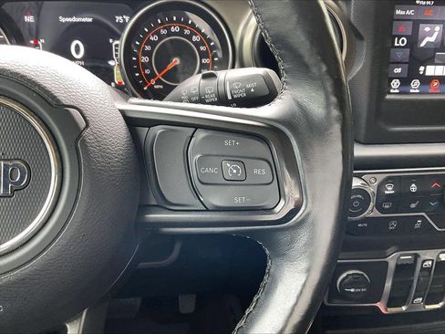 Used 2021 Jeep Wrangler Unlimited Sport AWD/4WD image 29