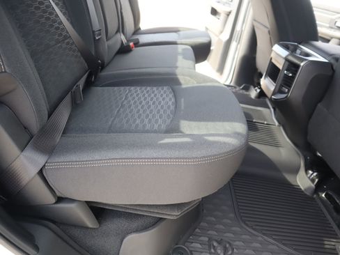 New 2026 RAM 2500 Big Horn AWD/4WD image 15