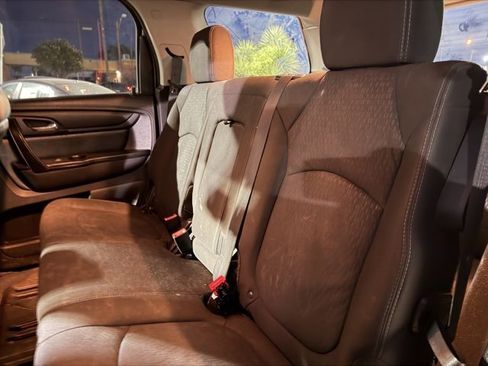 Used 2016 GMC Acadia SL image 13