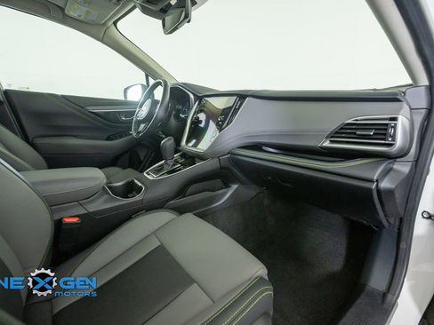 Used 2025 Subaru Outback Onyx Edition XT w/ Popular Package #2 AWD/4WD image 40
