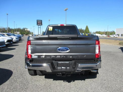 Used 2019 Ford F350 Lariat w/ Lariat Ultimate Package image 5
