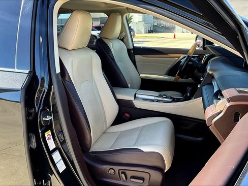 Used 2019 Lexus RX 450hL Premium image 8