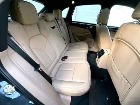 New 2026 Porsche Macan S image 21