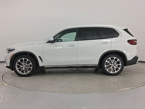 Used 2023 BMW X5 sDrive40i w/ Climate Comfort Package image 2