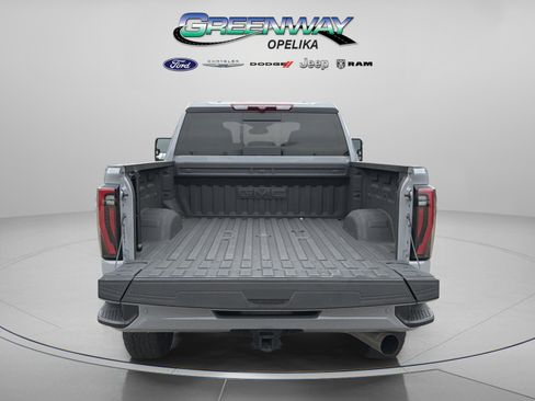 Used 2025 GMC Sierra 2500 AT4 image 9