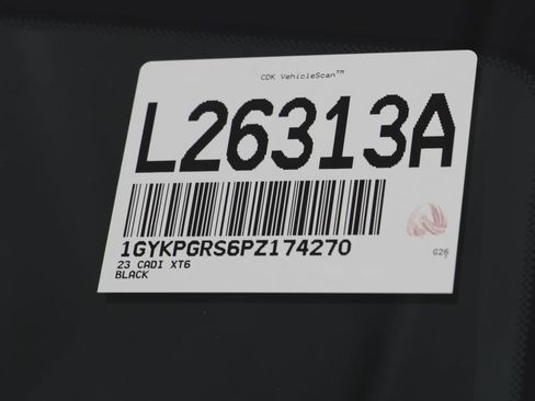 Used 2023 Cadillac XT6 Sport w/ Technology Package AWD/4WD image 27