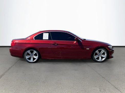 Used 2011 BMW 328i Convertible image 8
