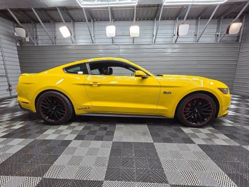 Used 2015 Ford Mustang GT Premium w/ Equipment Group 401A RWD image 10
