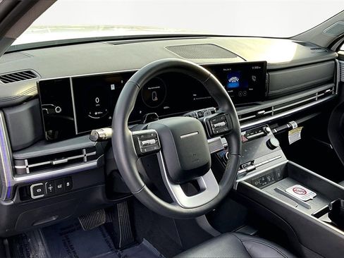 Used 2025 Hyundai Santa Fe Limited image 14