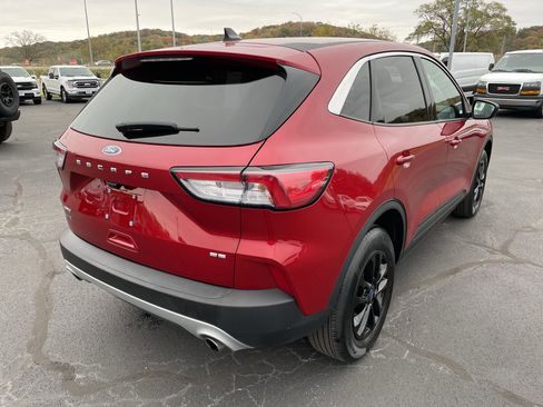 Used 2022 Ford Escape SE w/ Convenience Package image 8