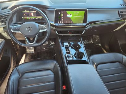 Used 2024 Volkswagen Atlas Cross Sport SEL R-Line