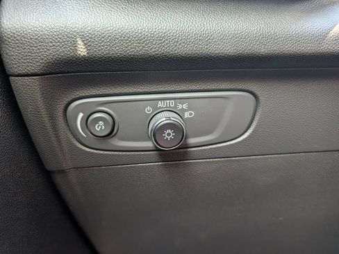 Used 2022 Buick Envision Preferred w/ Safety Package FWD image 22