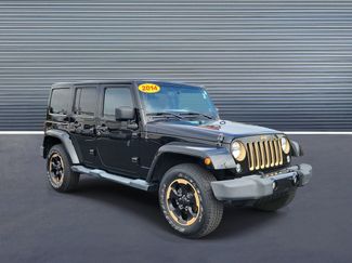 Used 2014 Jeep Wrangler Unlimited Sahara video 2