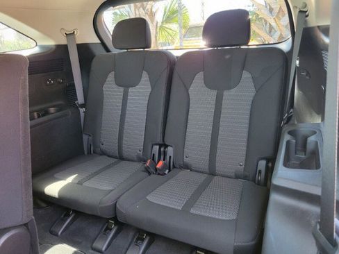 Used 2022 Kia Sorento LX image 29