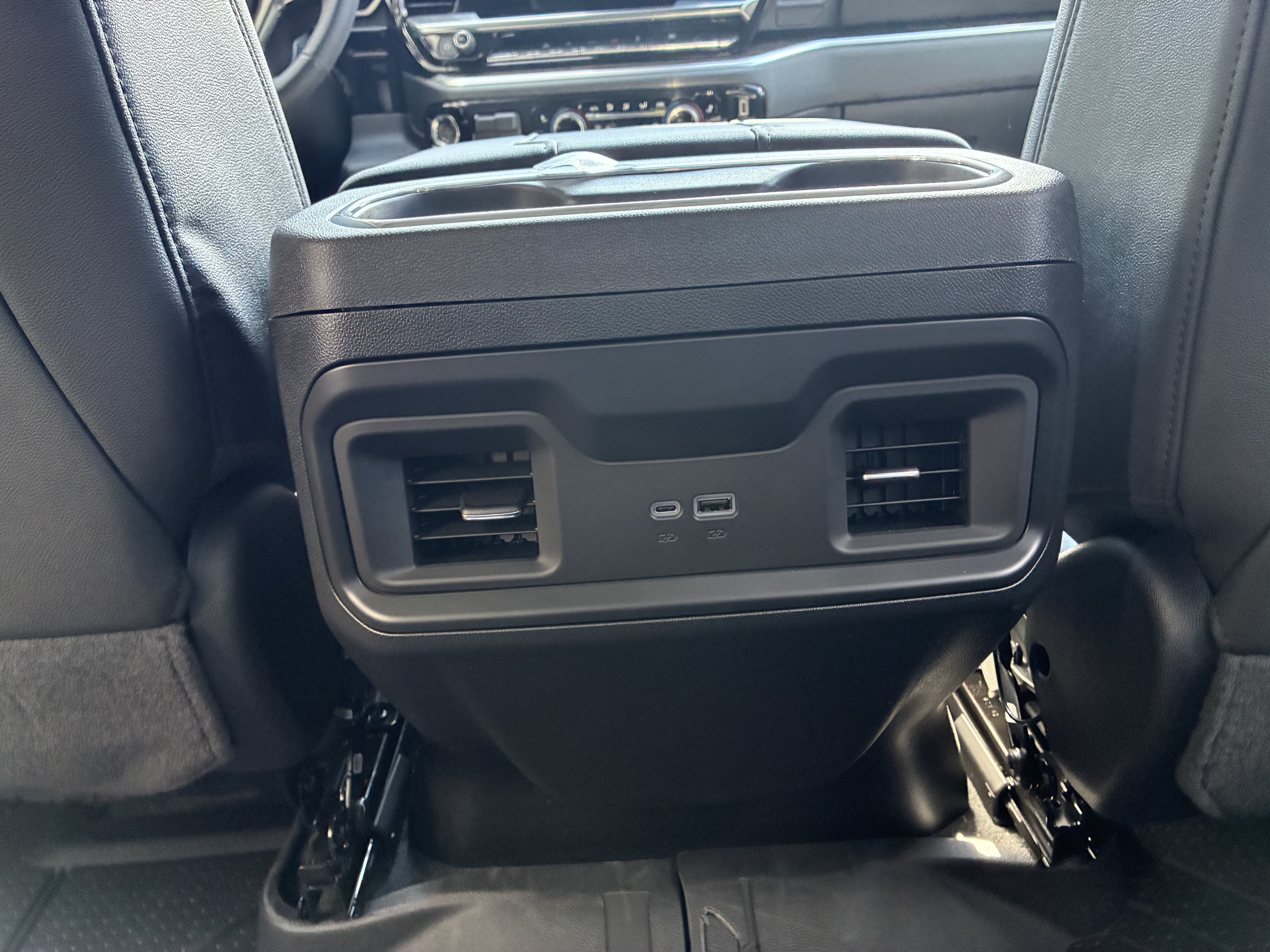 New 2026 Chevrolet Silverado 1500 RST w/ Dark Appearance Package AWD/4WD image 18