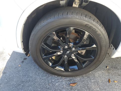 Used 2020 Dodge Durango GT image 3