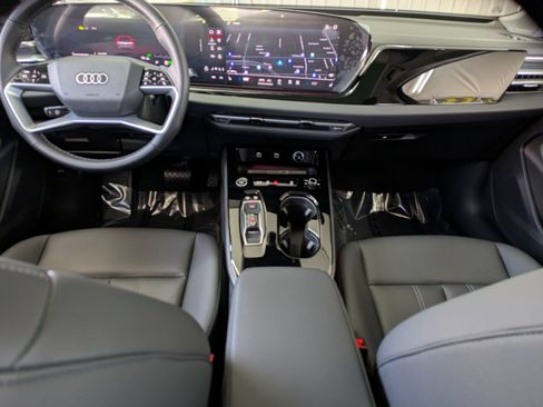 Used 2025 Audi A5 2.0T Premium w/ Convenience Package AWD/4WD image 7