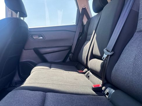 Certified 2025 Nissan Rogue SV FWD image 39