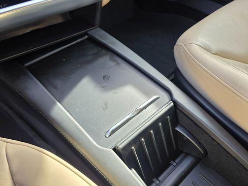 Used 2016 Tesla Model S P90D image 30