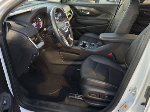 Used 2023 GMC Terrain SLT FWD image 10