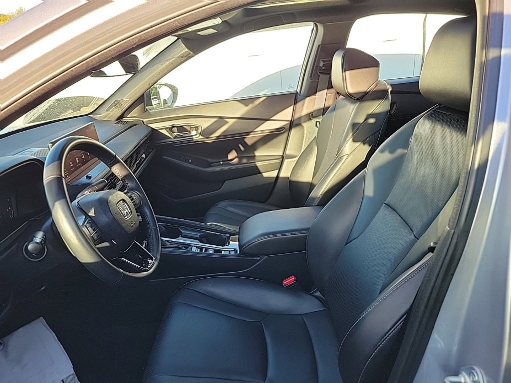 Used 2023 Honda Accord Sport image 6
