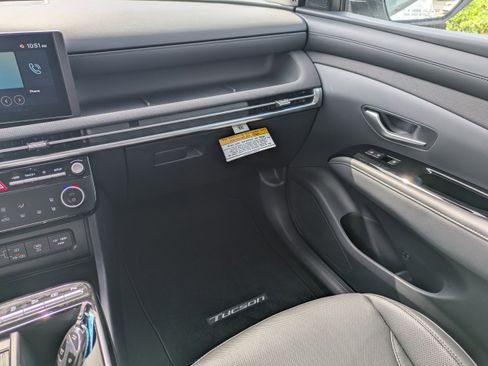 New 2025 Hyundai Tucson Limited FWD image 19