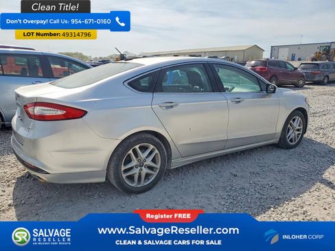 Used 2013 Ford Fusion SE image 4