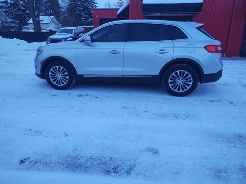 Used 2016 Lincoln MKX Select w/ Select Plus Package image 13
