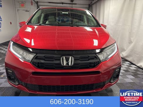 New 2026 Honda Odyssey Touring image 2