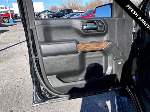 Used 2020 Chevrolet Silverado 1500 High Country image 20