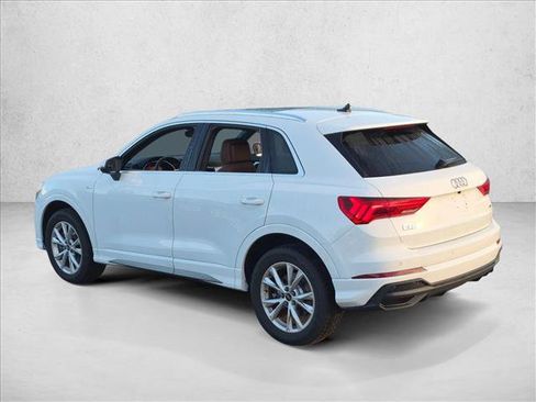 Certified 2024 Audi Q3 2.0T Premium Plus w/ Premium Plus Package AWD/4WD image 7