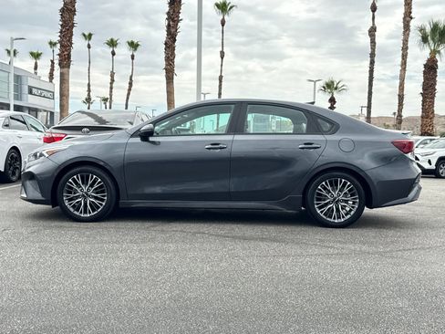 Used 2023 Kia Forte GT-Line w/ GT-Line Technology Package FWD image 6