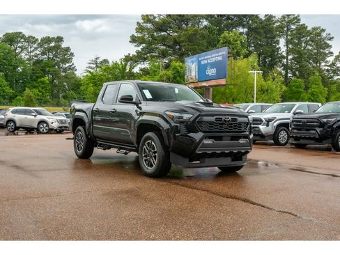 New 2026 Toyota Tacoma TRD Sport RWD image 3