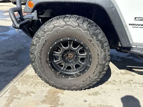 Used 2015 Jeep Wrangler Unlimited Sport w/ Quick Order Package 24S image 9