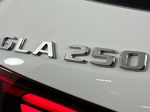 Certified 2026 Mercedes-Benz GLA 250 image 8