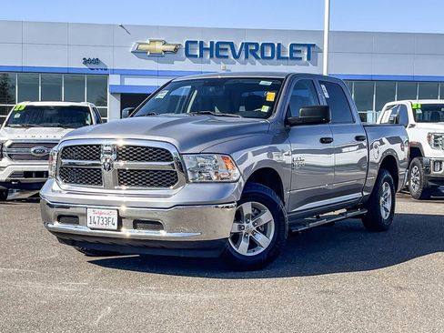 Used 2022 RAM 1500 Classic SLT image 1