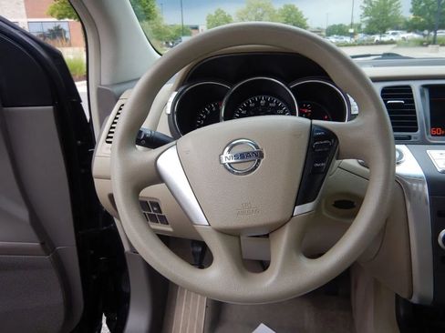 Used 2013 Nissan Murano S image 24