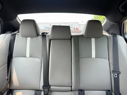 Used 2025 Toyota Camry SE FWD image 11