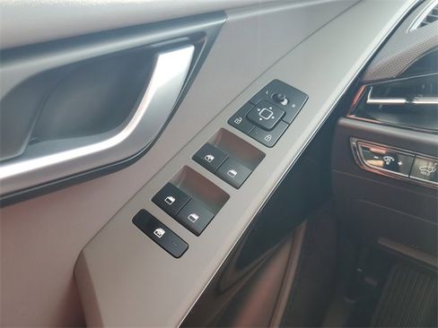 New 2026 Kia Niro EX image 30