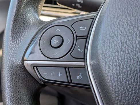 Used 2022 Toyota Camry LE image 11